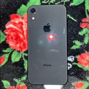 iPhone XR 128GB (Unlocked)